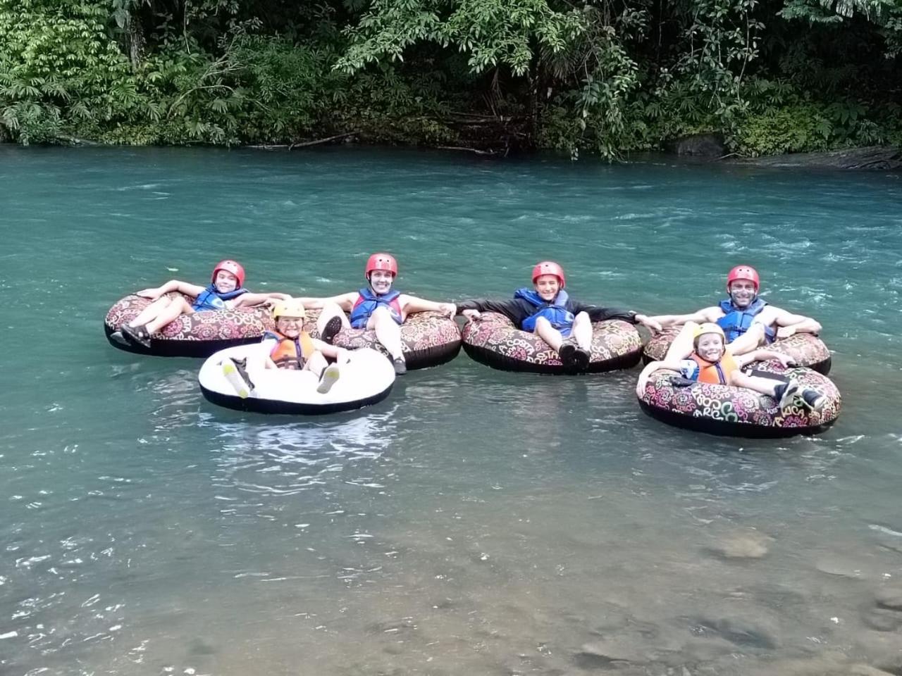 Río Celeste, Cacahua Lodge