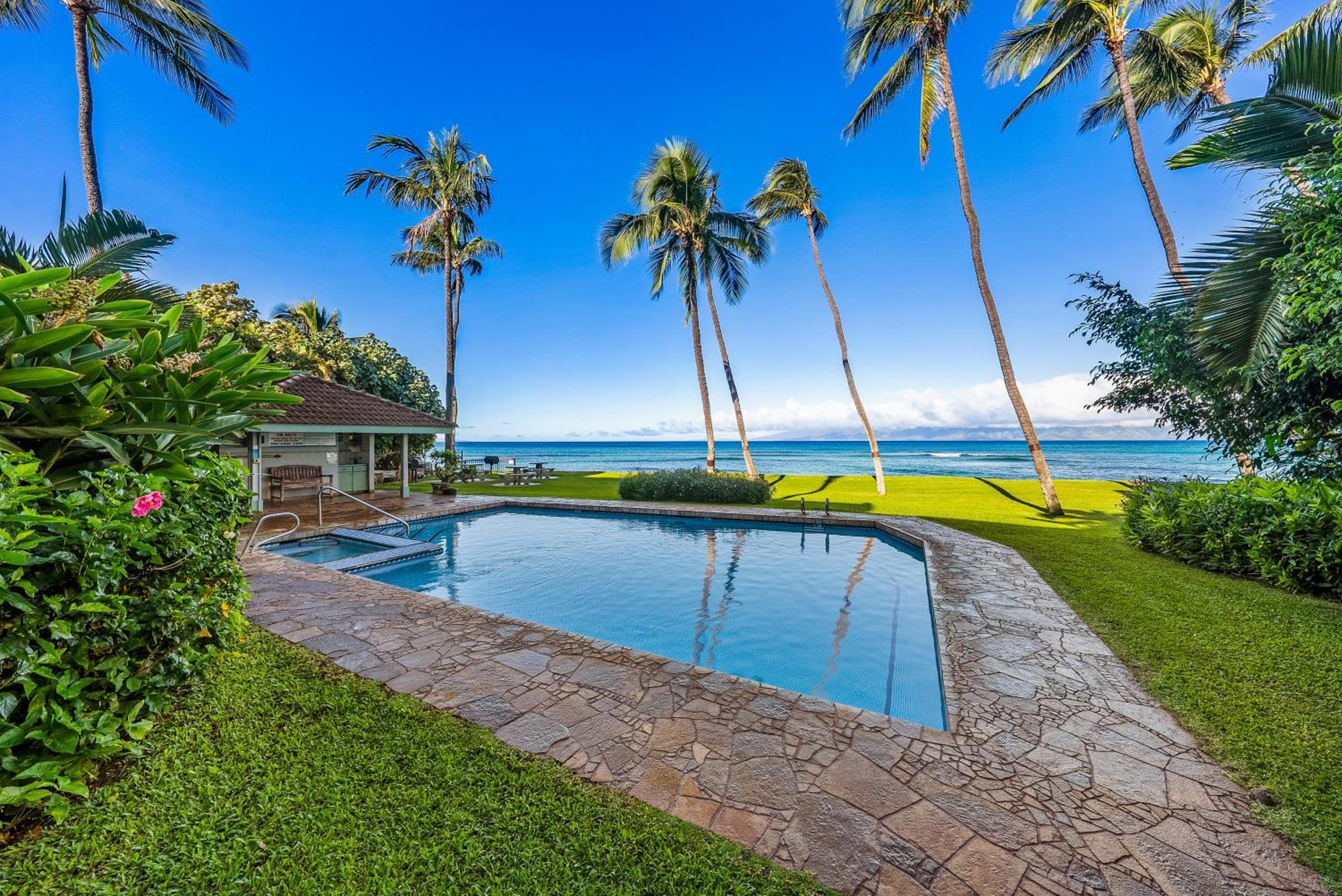 Hale Mahina A202 · HM A202 OceanFront Condo on Sandy Beach w Poo