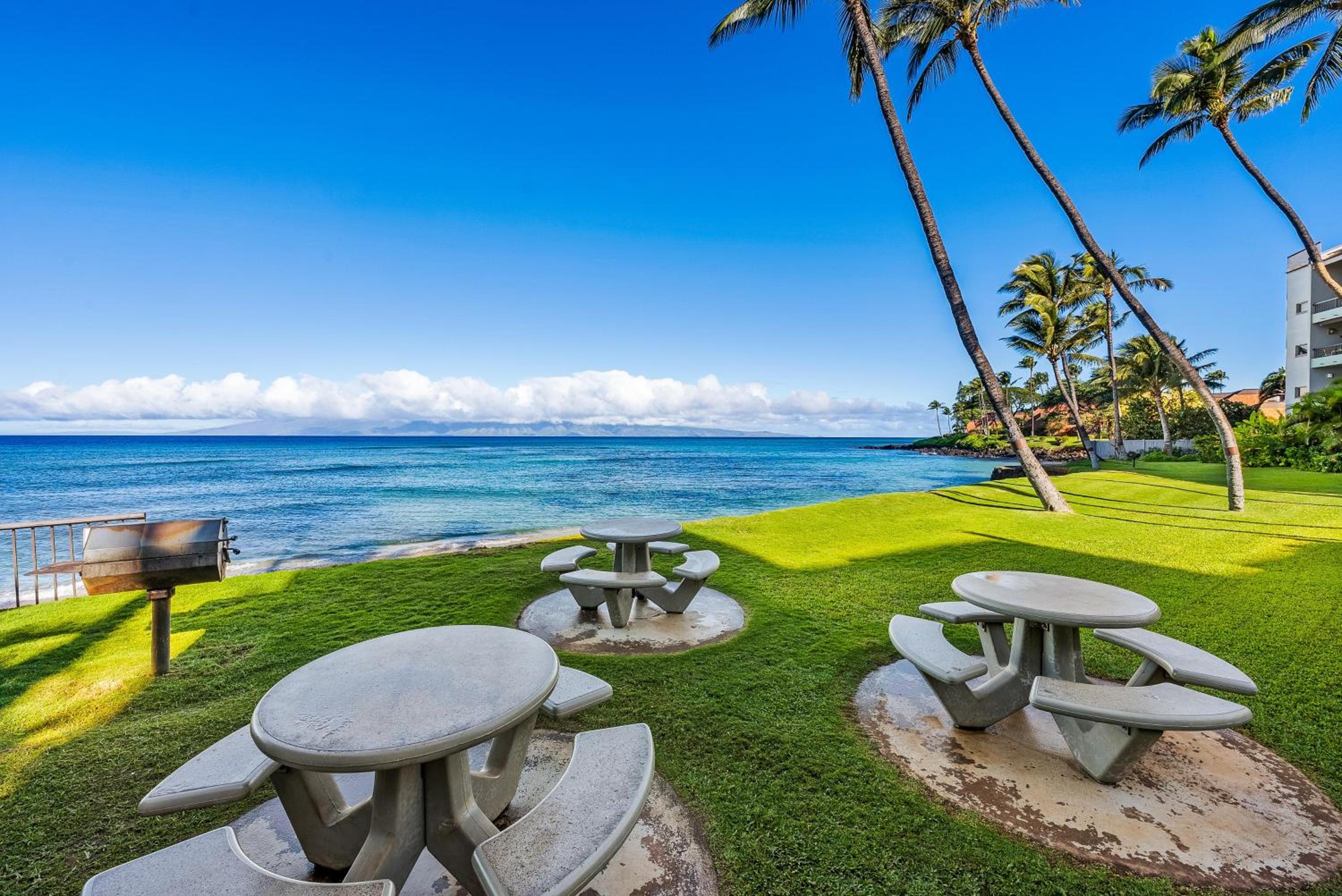Hale Mahina A202 · HM A202 OceanFront Condo on Sandy Beach w Poo