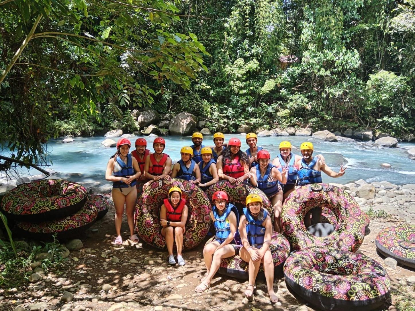 Río Celeste, Cacahua Lodge