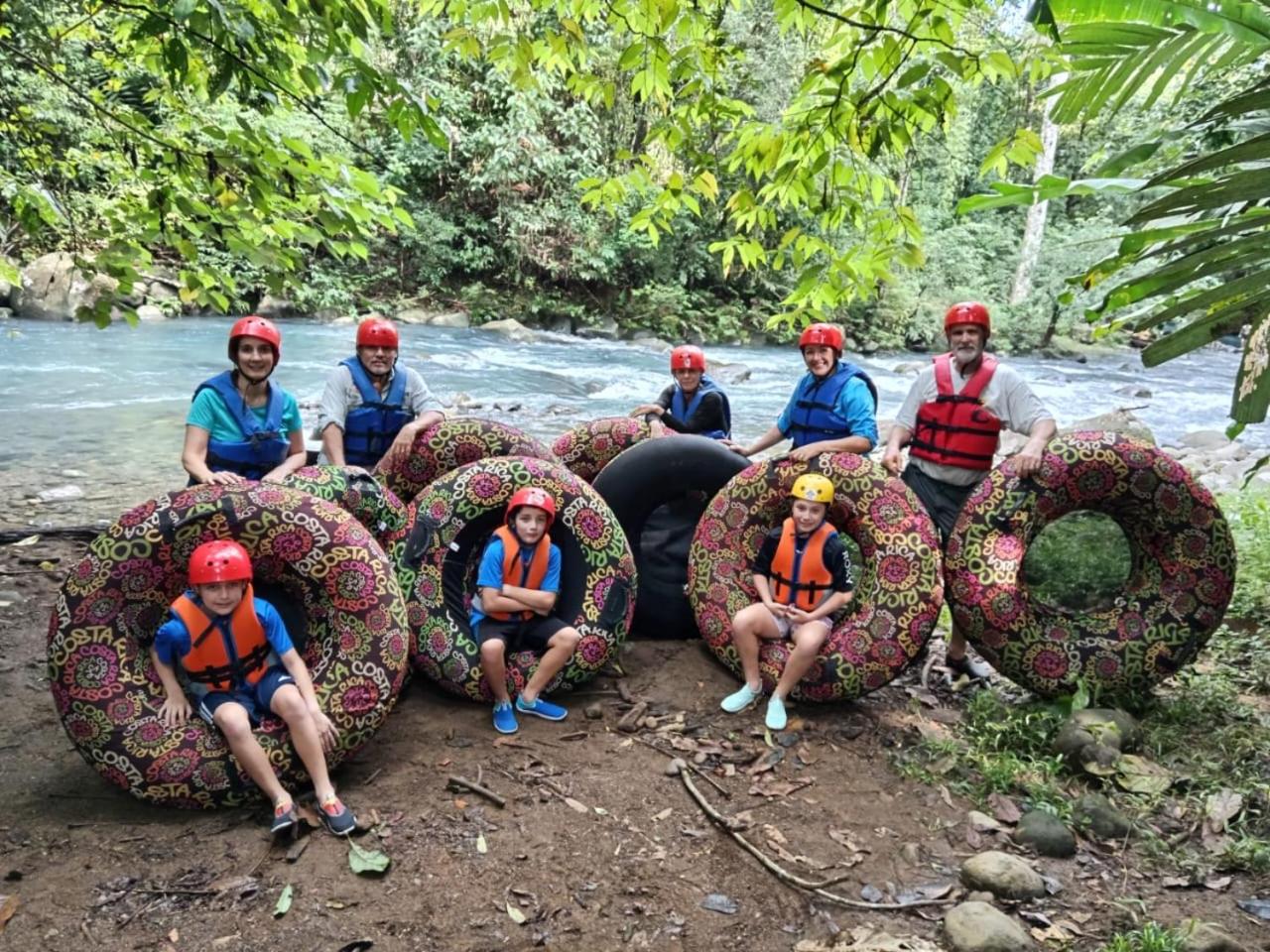 Río Celeste, Cacahua Lodge