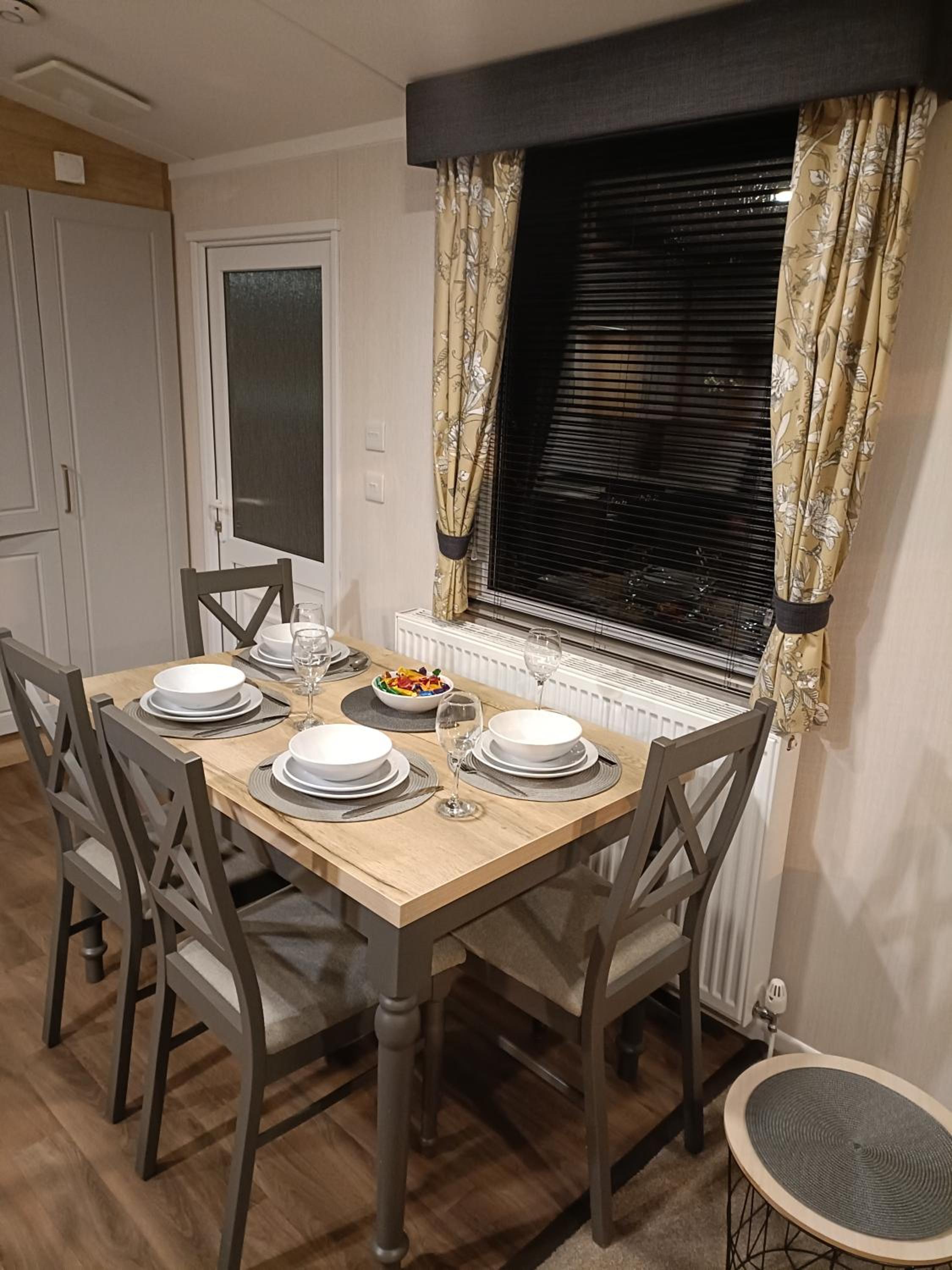 Hotel Hillingworths Hot Tub Retreat - Lochmaben