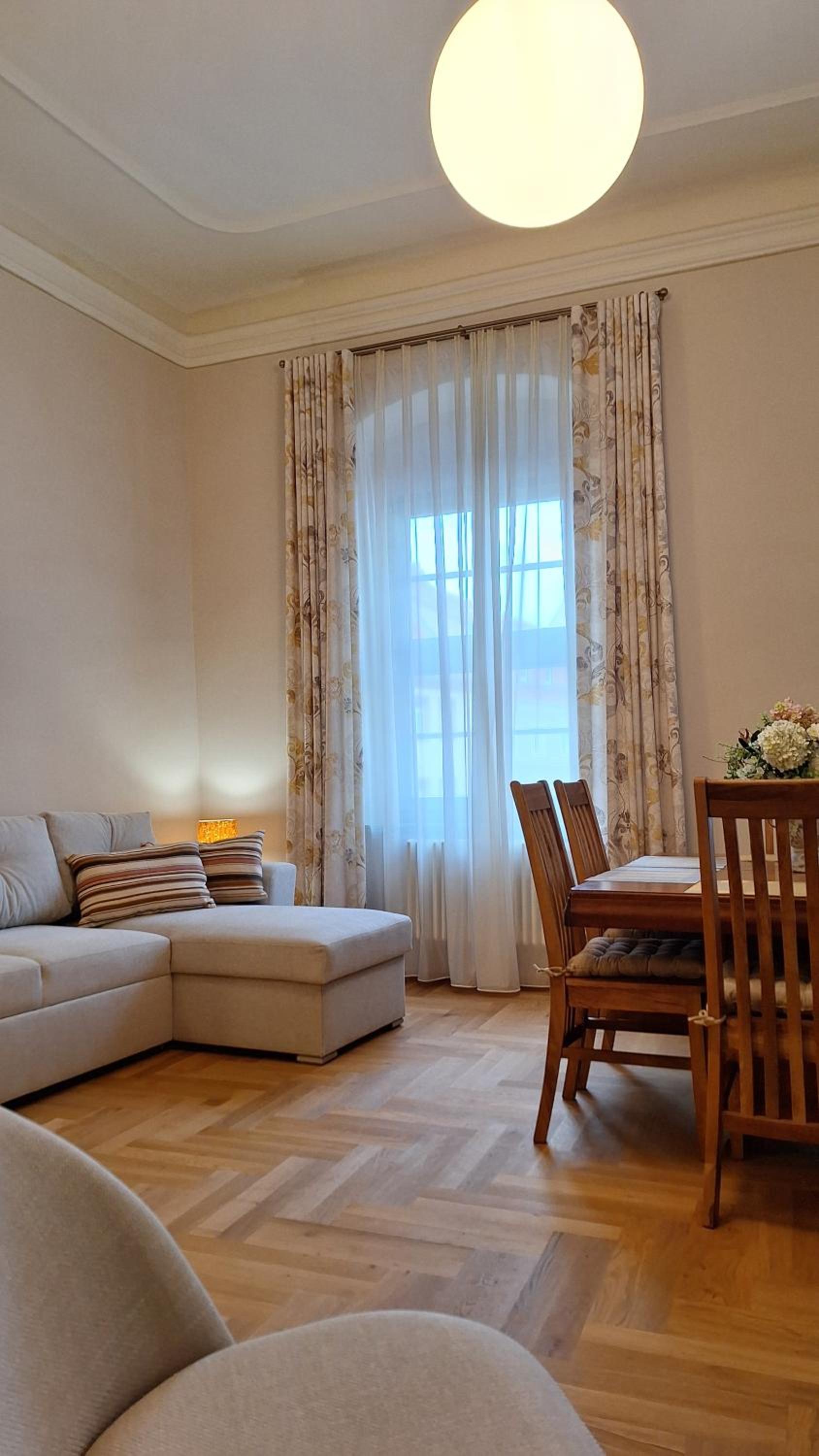 Stadtpalais Familien-Suite 4 Zimmer mit Galerie maximal 6 Personen