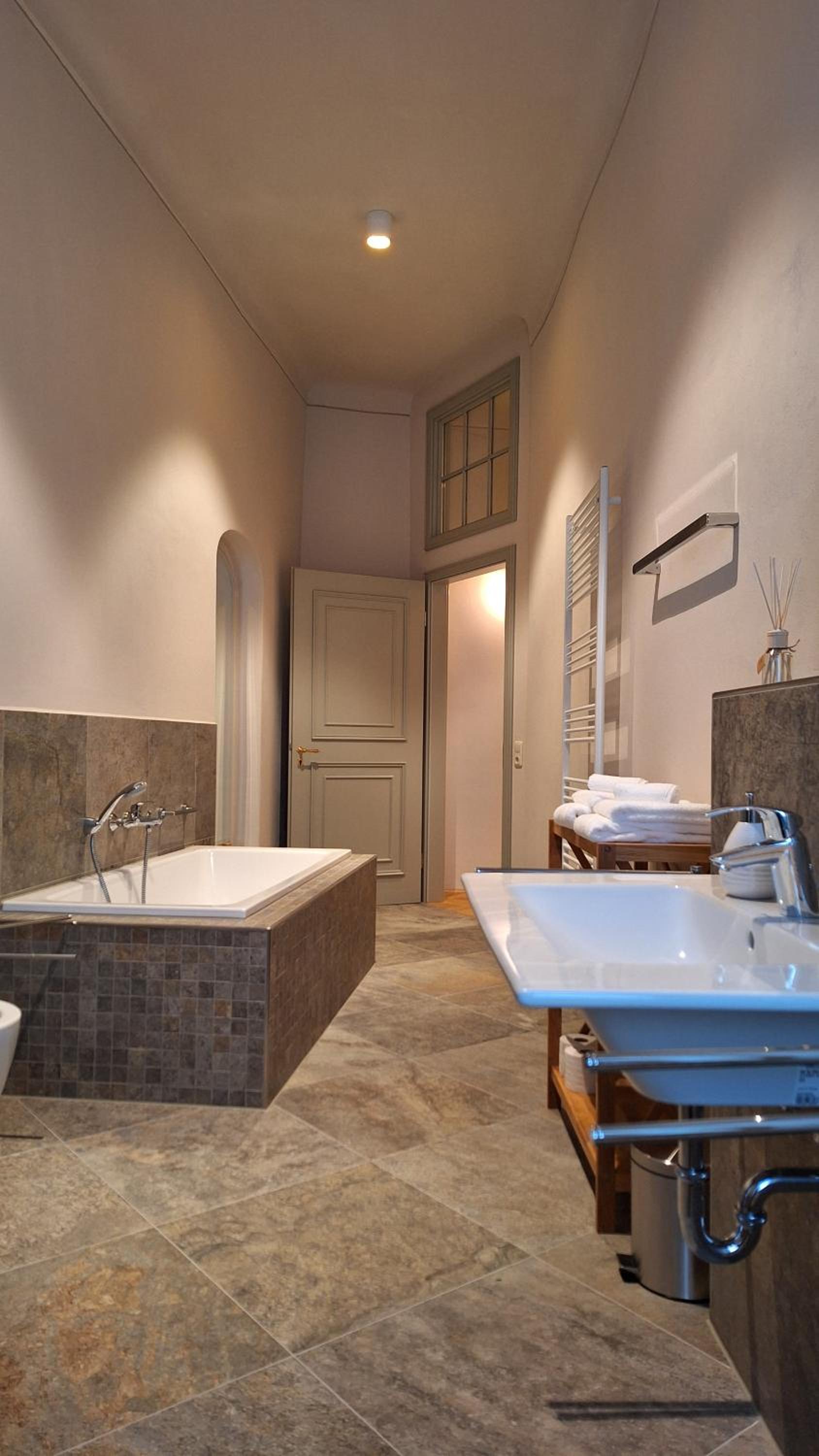 Stadtpalais Familien-Suite 4 Zimmer mit Galerie maximal 6 Personen