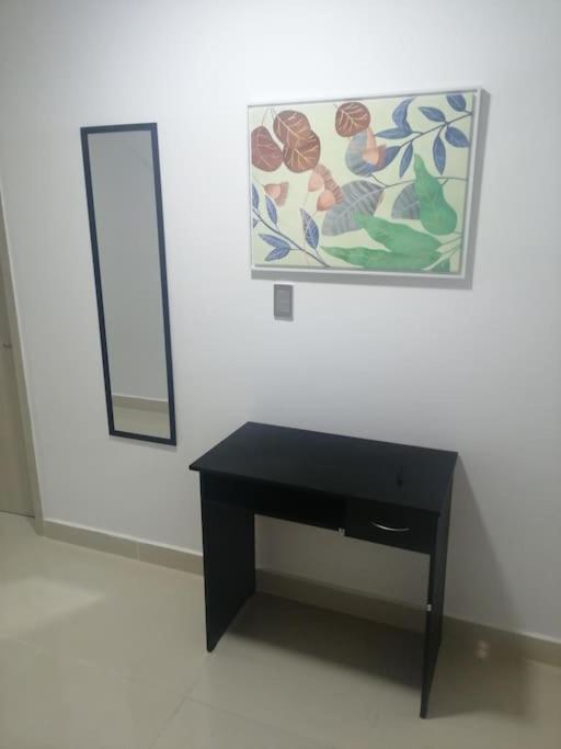 ALQUILO''APARTAMENTO COMPLETO con ZONA PRIVADA SOCIAL BARBECUE BBQ'' para FAMILIAS-3 HABITACION-2 duchas