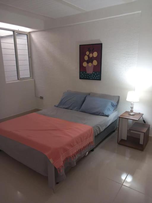 ALQUILO''APARTAMENTO COMPLETO con ZONA PRIVADA SOCIAL BARBECUE BBQ'' para FAMILIAS-3 HABITACION-2 duchas