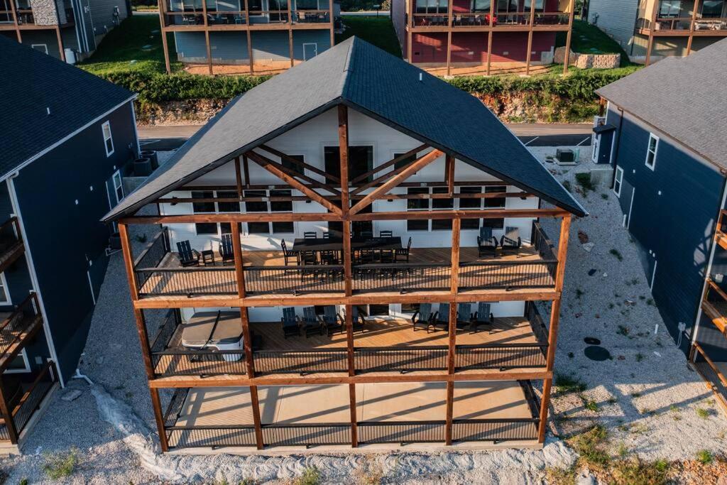 Moonstone Lodge Lake Views Sleeps 28 GolfSim Pup Friendly view 4