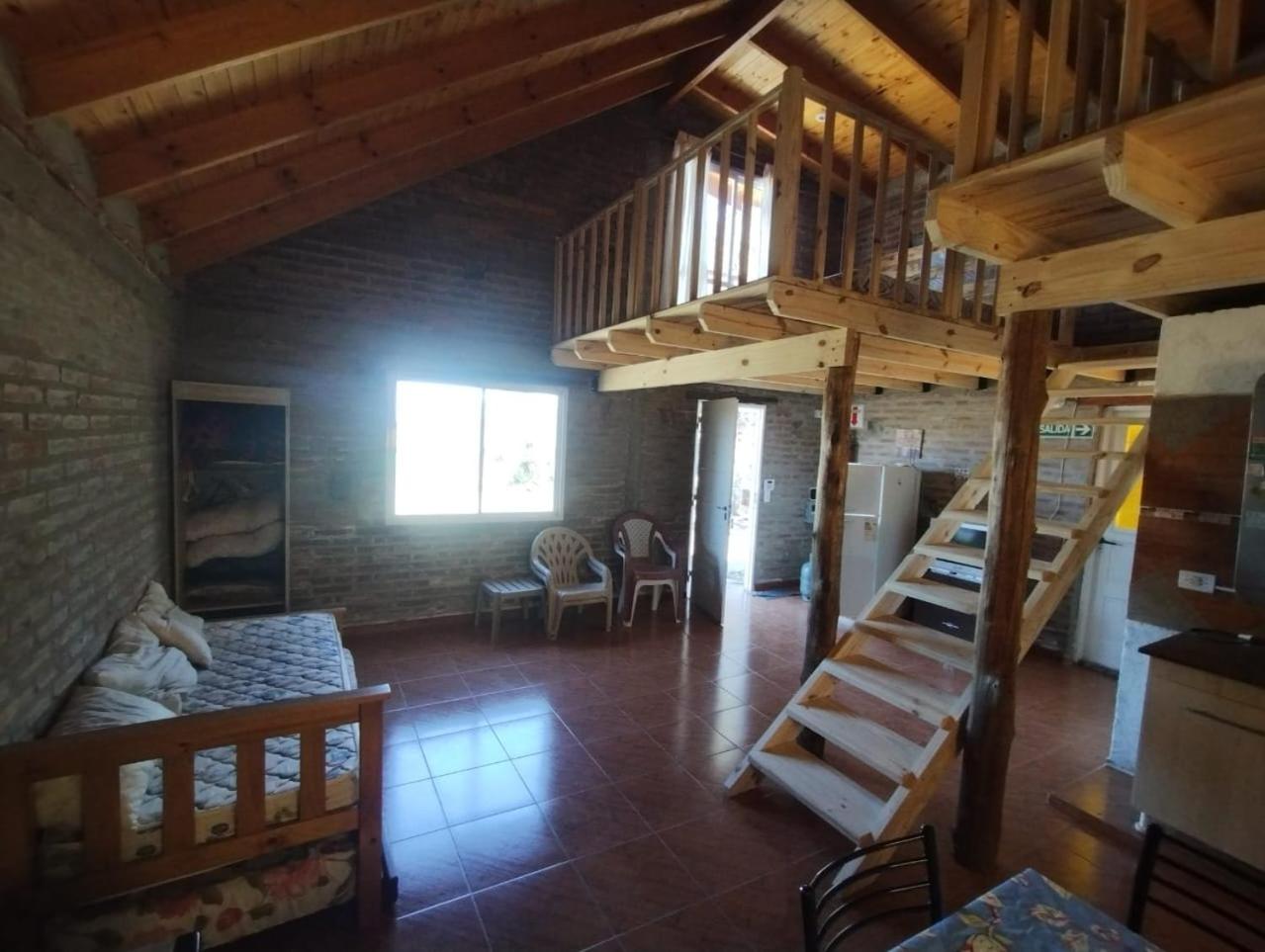 Chalet y Cabaña de montaña Esmeralda