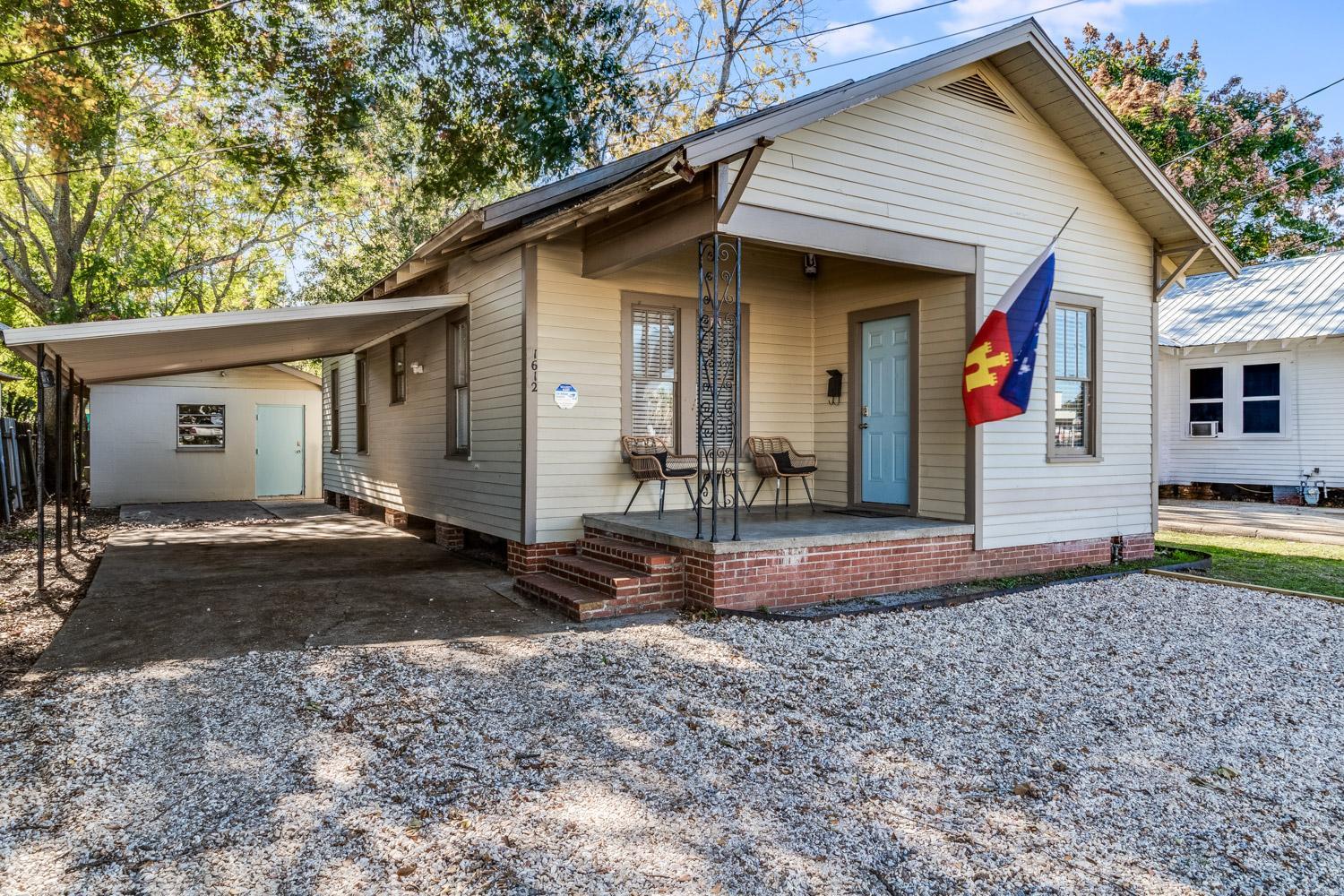 Hotel Jefferson Rental Room 1 - Image 1