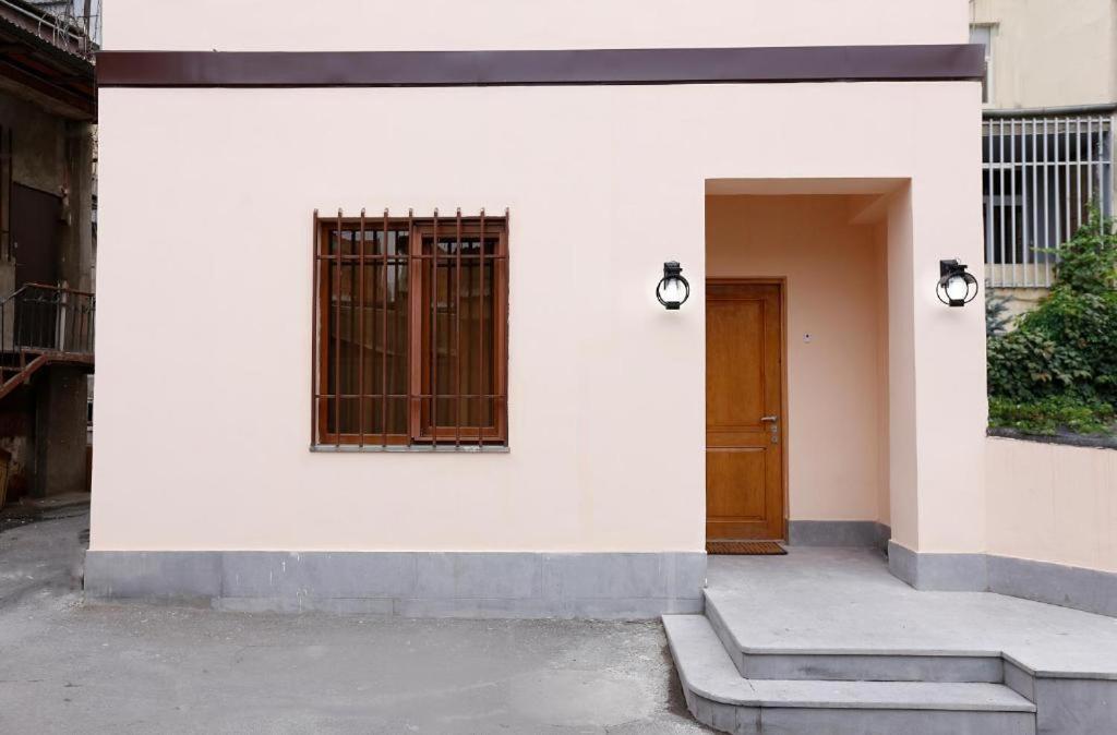 Yard Guesthouse