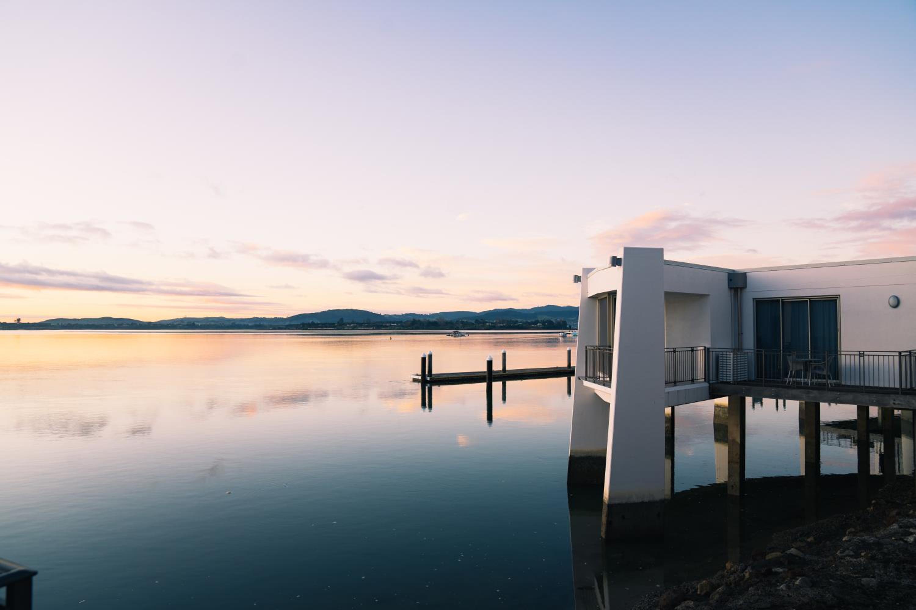 Hotel Trinity Wharf Tauranga - Image 1