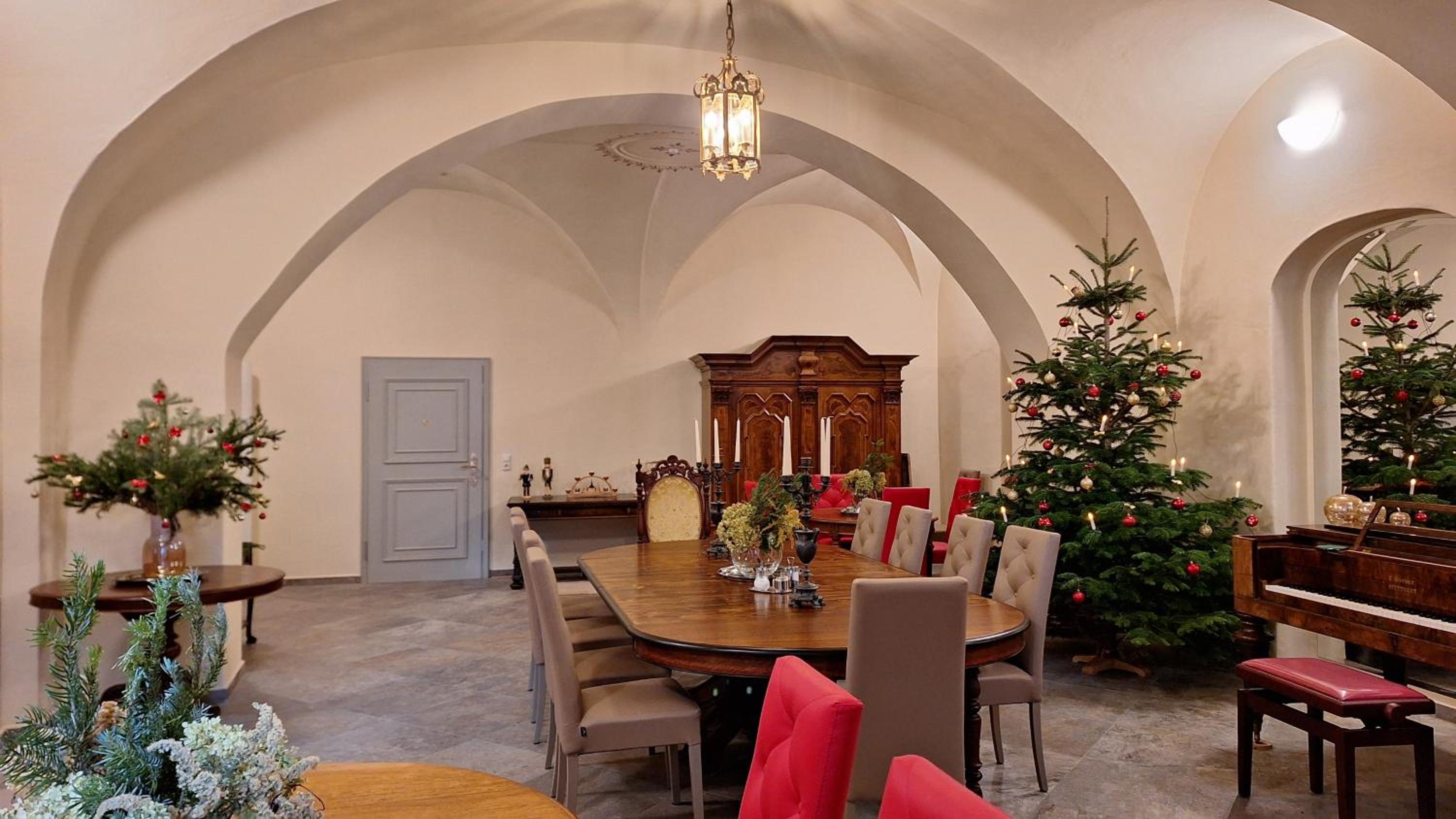 Stadtpalais Bellevue-Suite 3- Zimmer- Maisonettewohnung mit Dachterrasse maximal 4 Personen