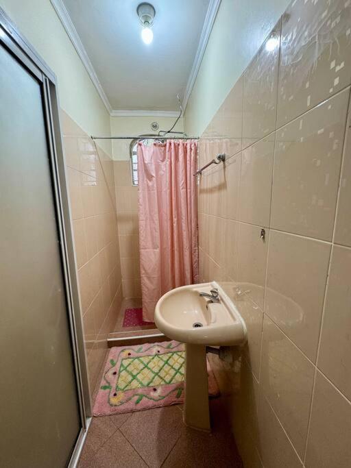 Charming Retreat in Garden Estate-Thome, Thika Rd view 5