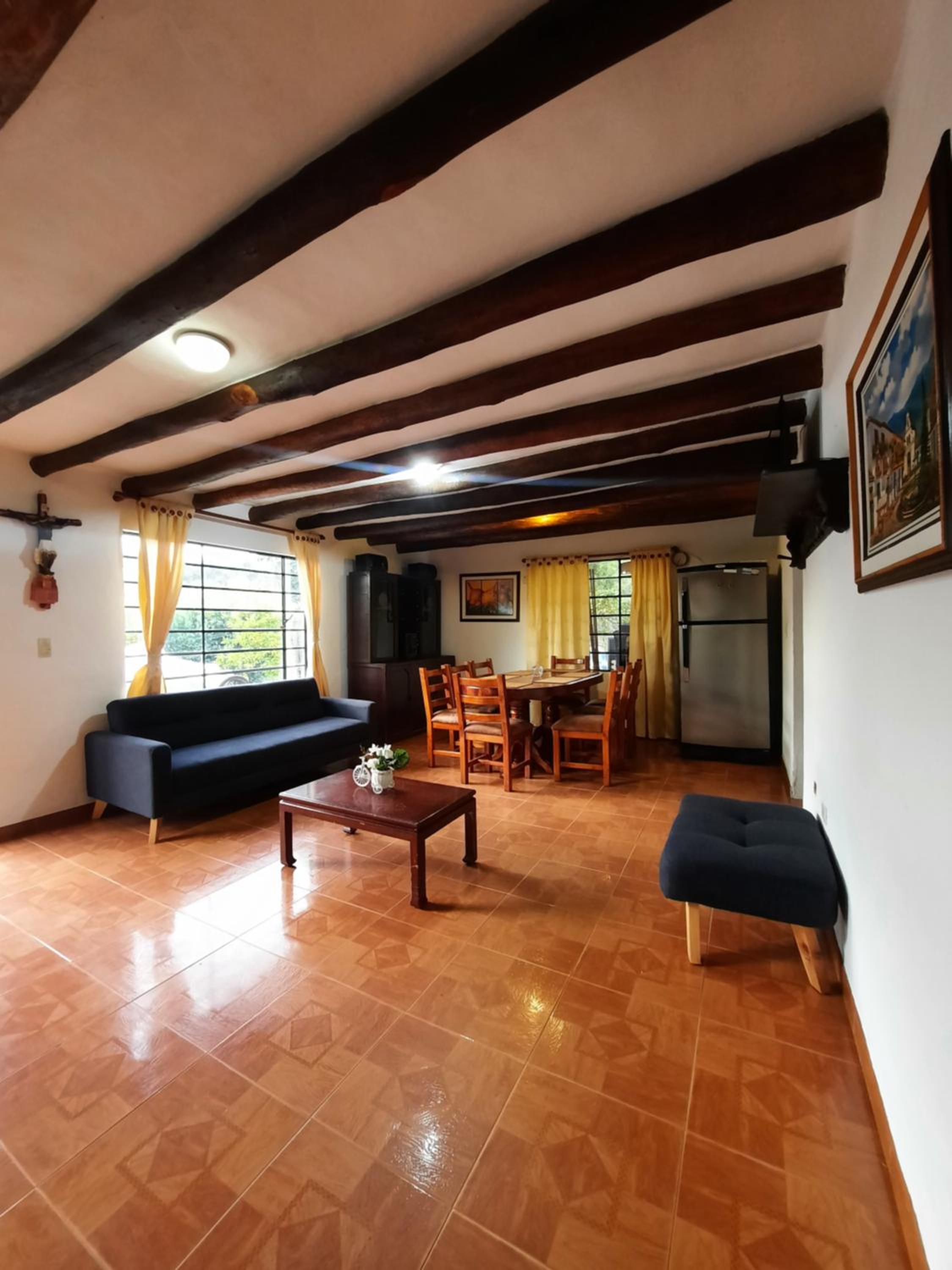 Casa los Robles