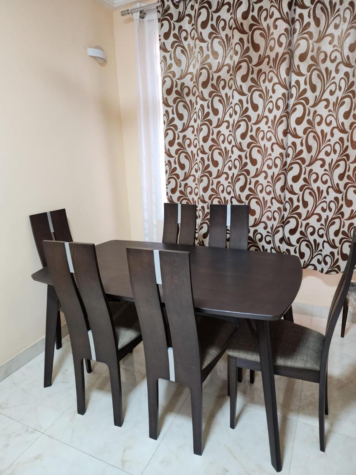 Anorkor Villas