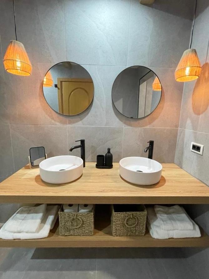 El Nautico Coral Suite - Oceanview Escape
