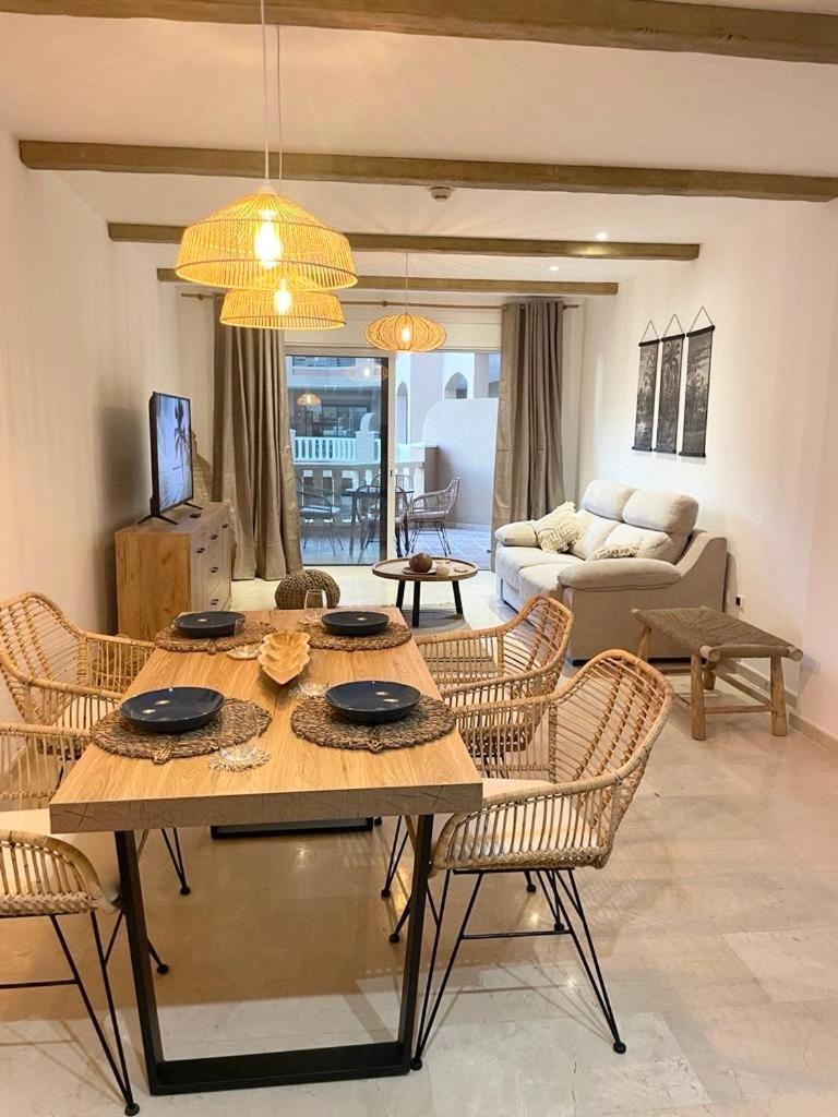 El Nautico Coral Suite - Oceanview Escape
