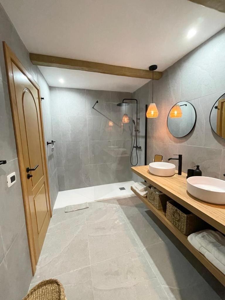 El Nautico Coral Suite - Oceanview Escape