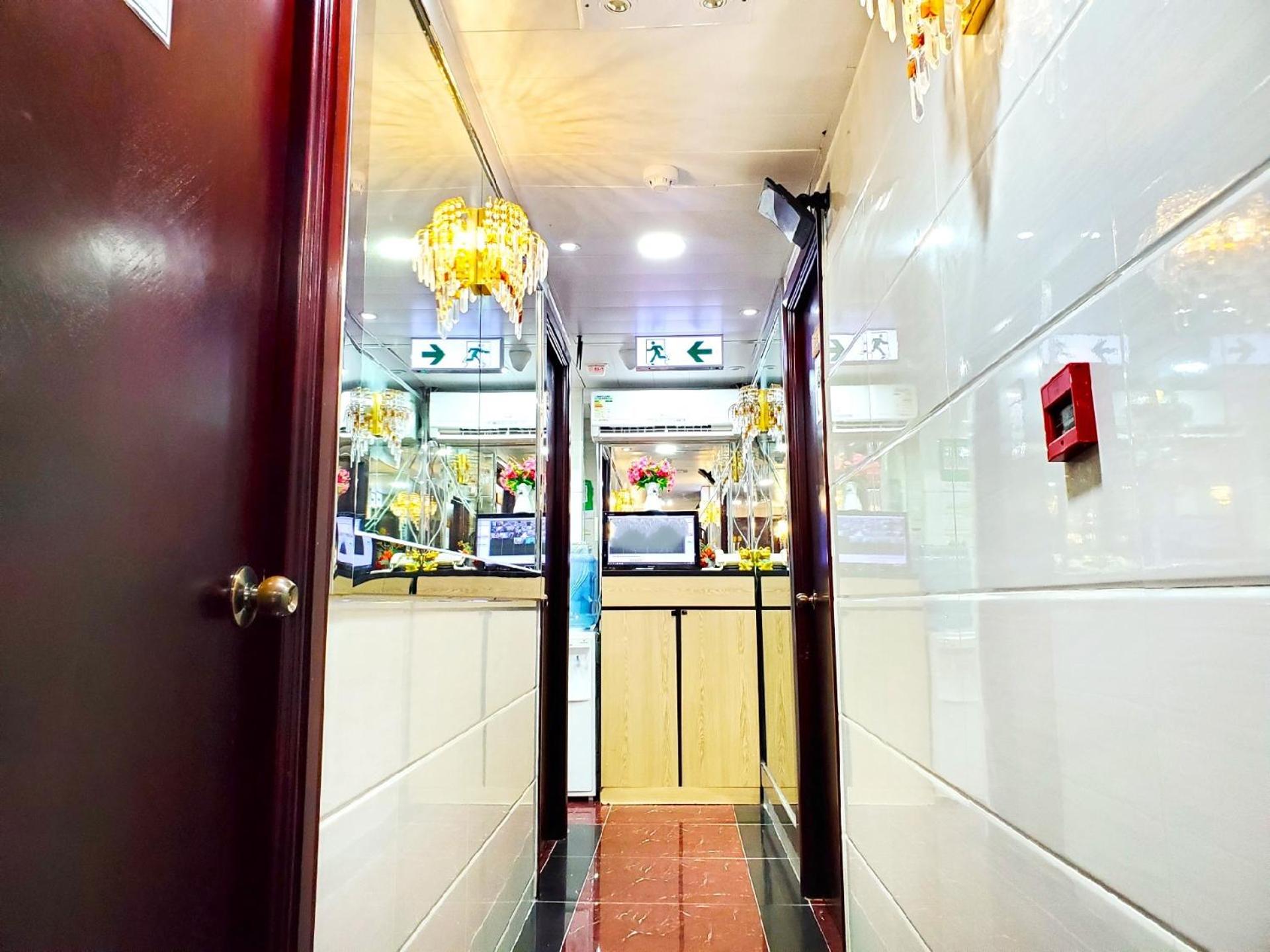 International Metro Guest House