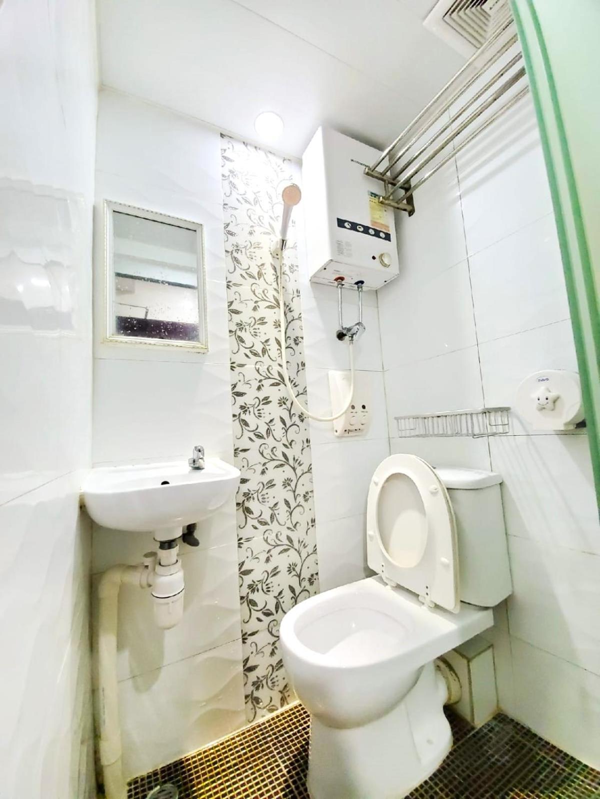 International Metro Guest House 3