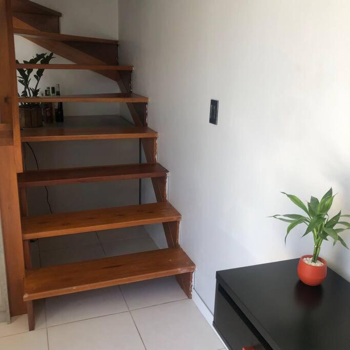 Casa em condomínio- 5km da praia