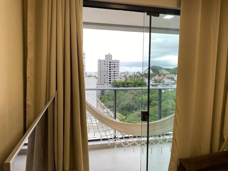 AP Excelente 10 andar Praia Brava Vista ao horizonte