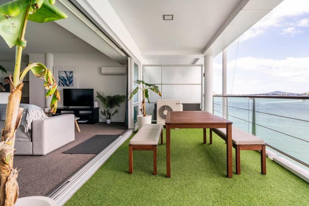 The Wharfside Suite - Auckland CBD Waterfront photo 4