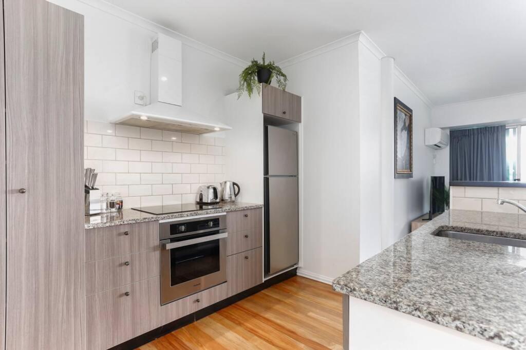 The Wharfside Suite - Auckland CBD Waterfront photo 5