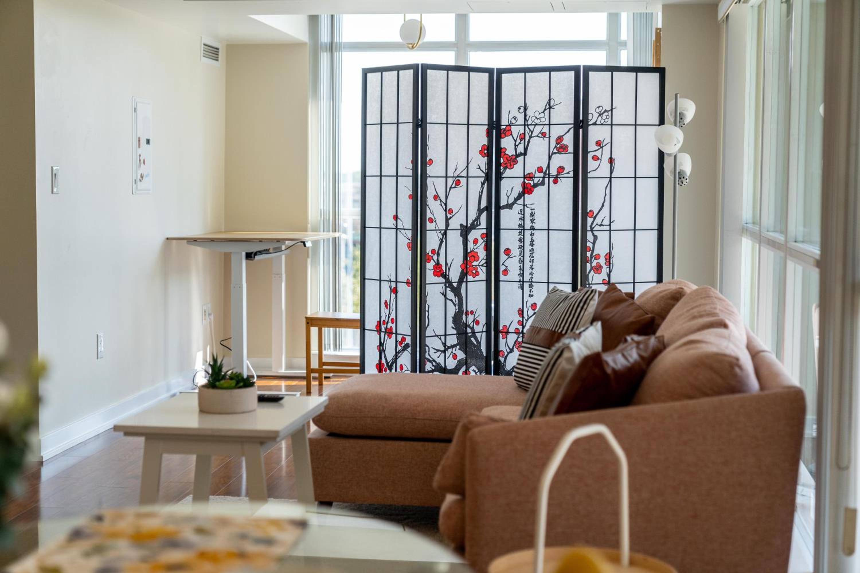 Large 2 bedrooms besides CN tower