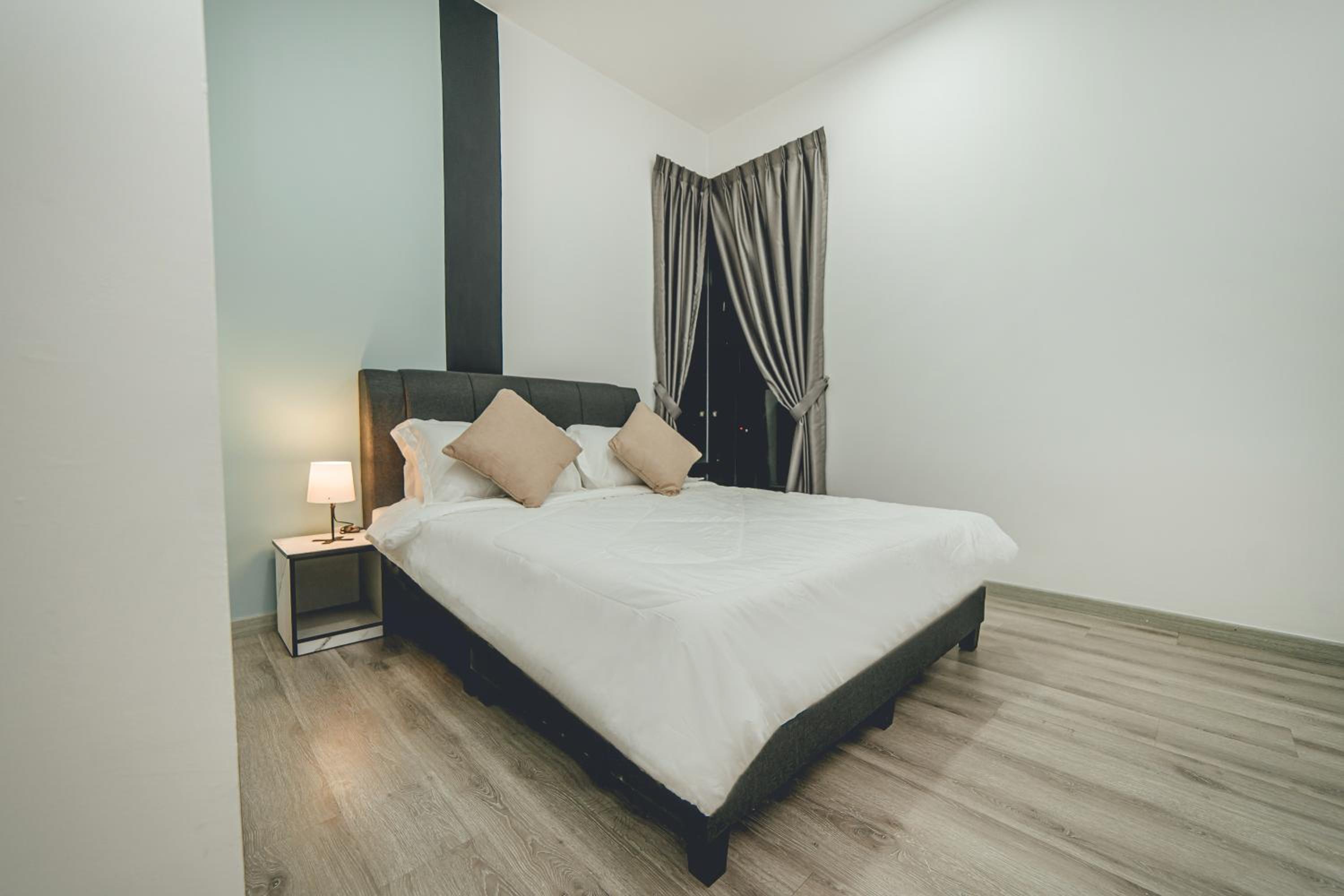 Retreat Blue Ocean 3BR Mosaic Southkey Midvalley by Our Stay