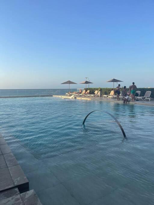 Luxury Beachfront Apartment - Morros City