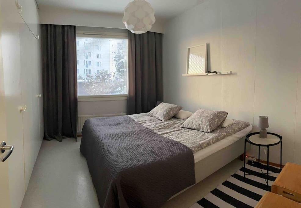 Spacious apartment for 5 next to the train station view 2