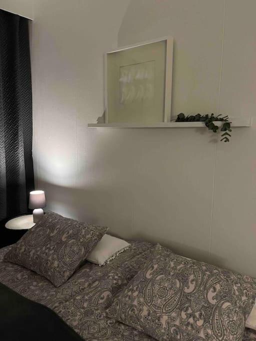 Spacious apartment for 5 next to the train station view 4