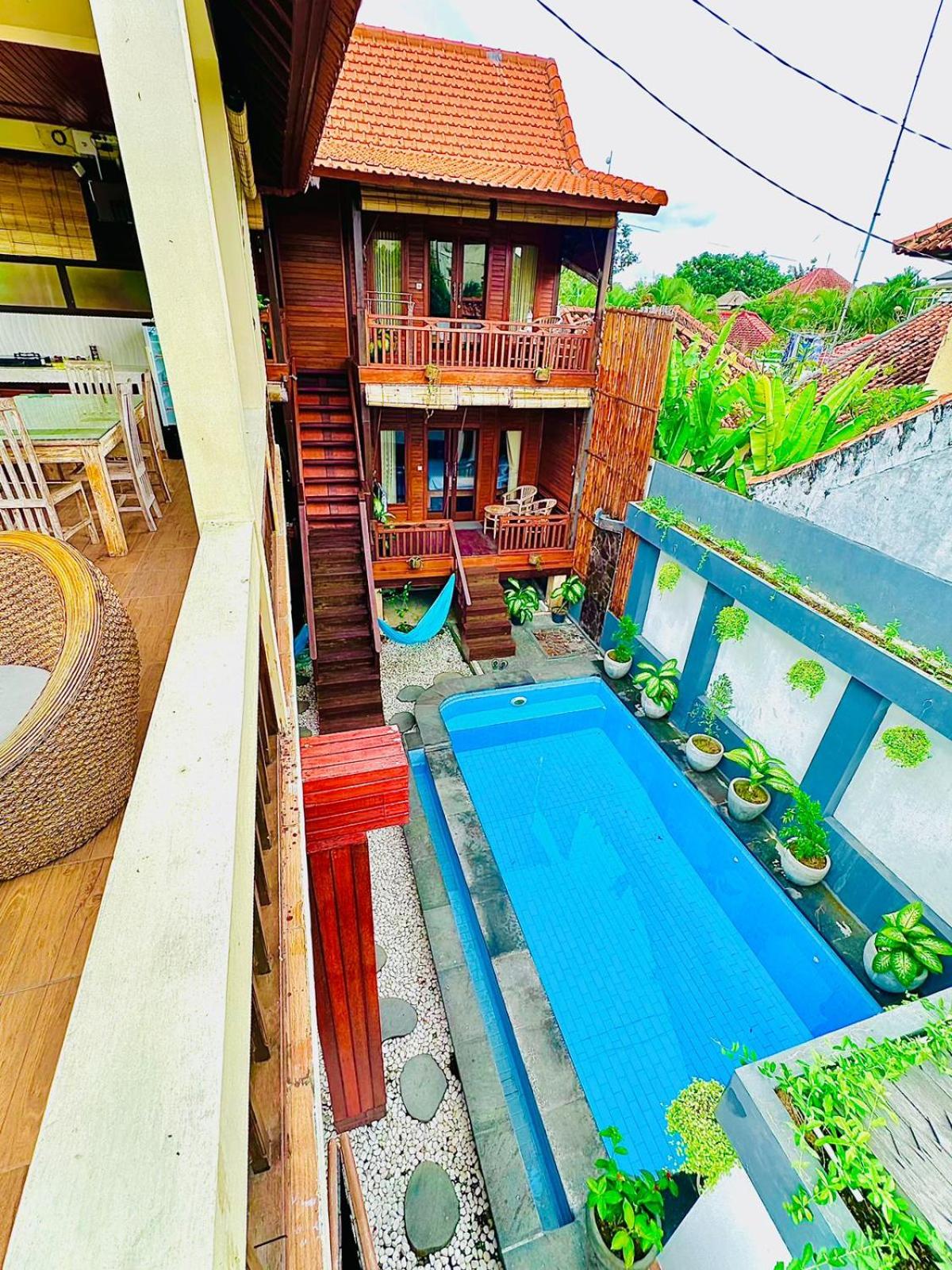 Room 3 with view at Tropical Guesthouse Umalas view 5