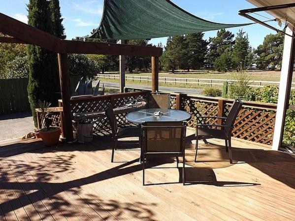 Sunrise Beach House - Rarangi Holiday House
