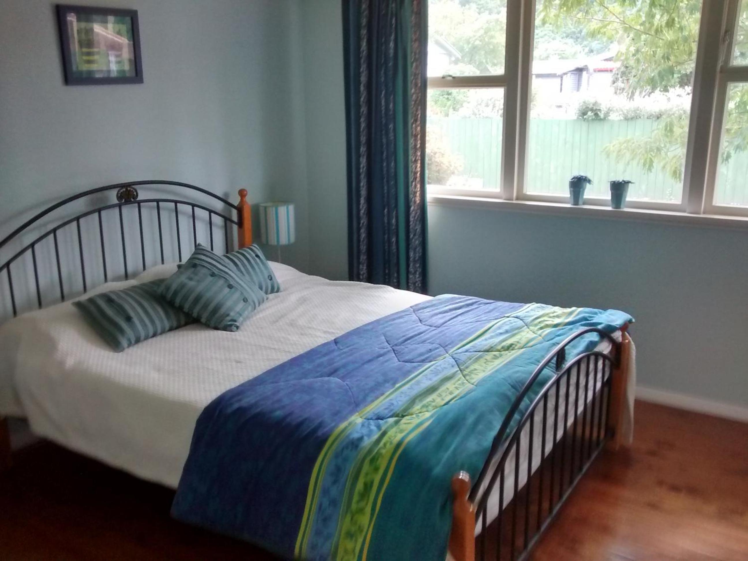 Sunrise Beach House - Rarangi Holiday House