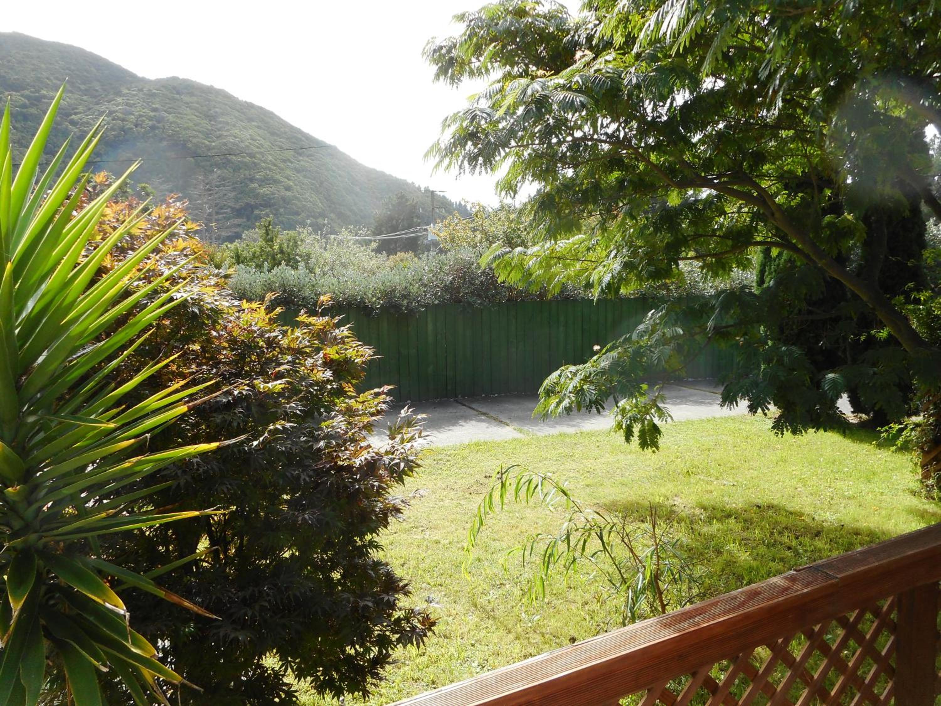 Sunrise Beach House - Rarangi Holiday House