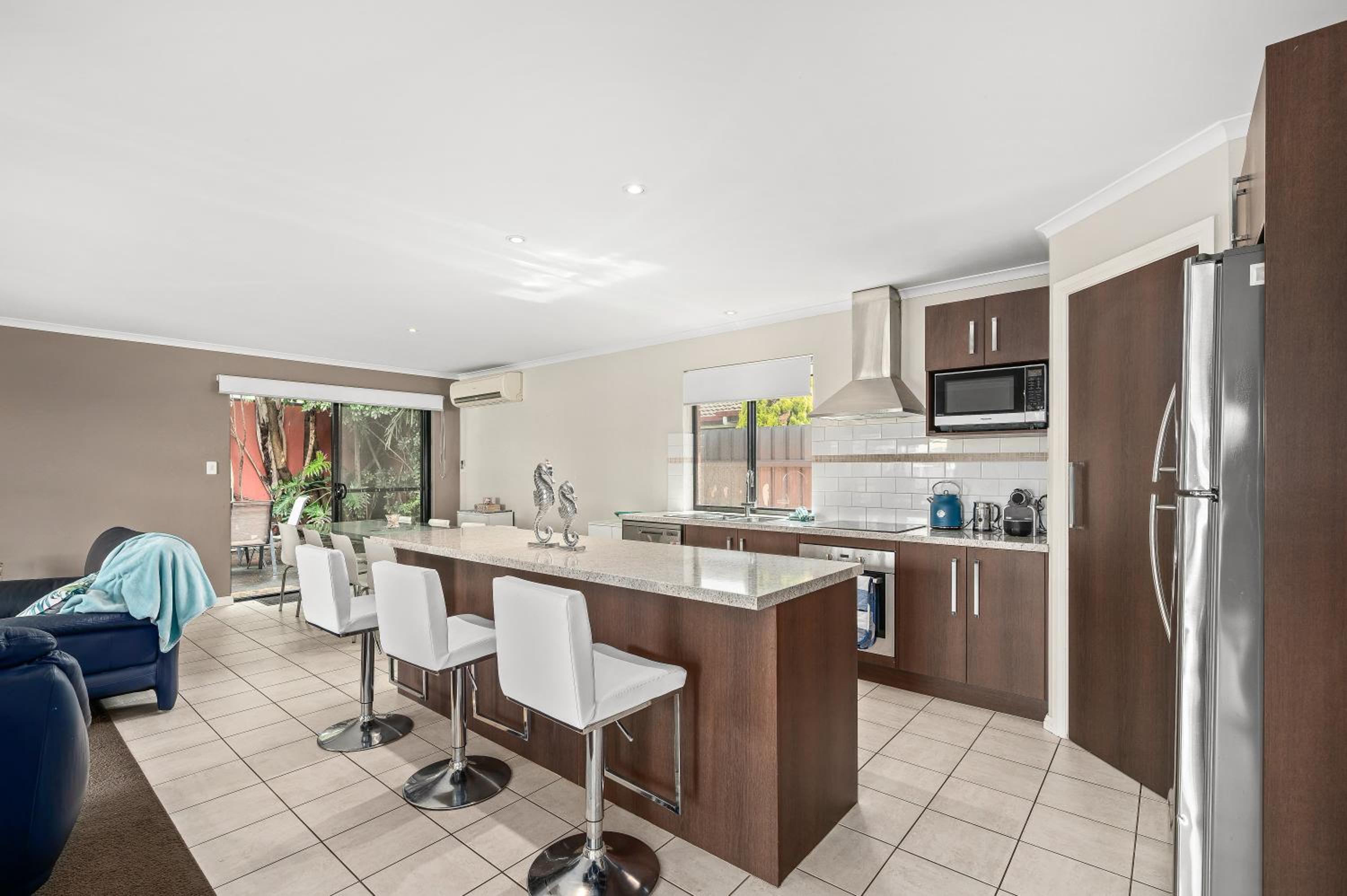 Seacret Oasis - Alding Beach - C21 SouthCoast Holidays