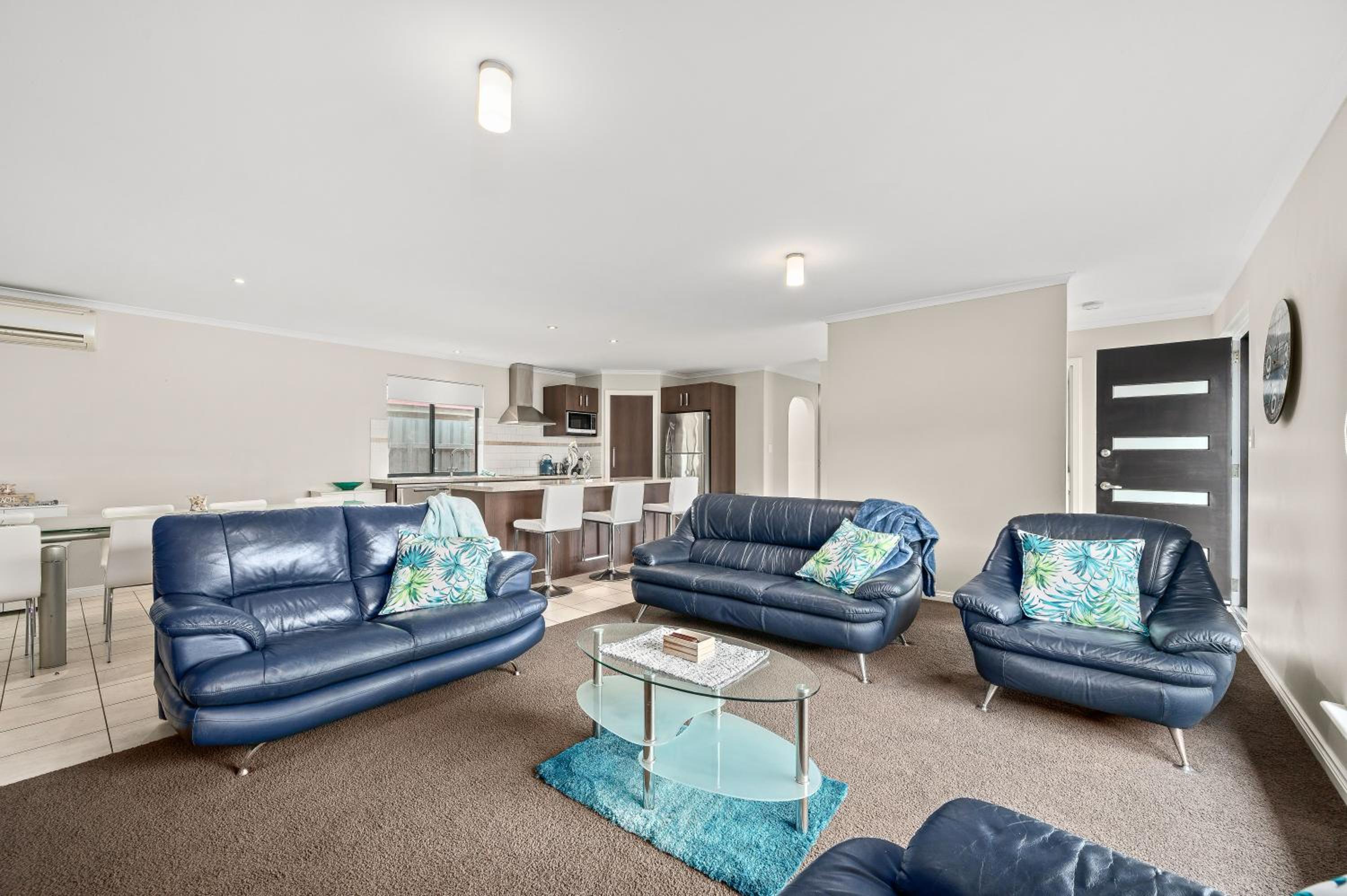 Seacret Oasis - Alding Beach - C21 SouthCoast Holidays