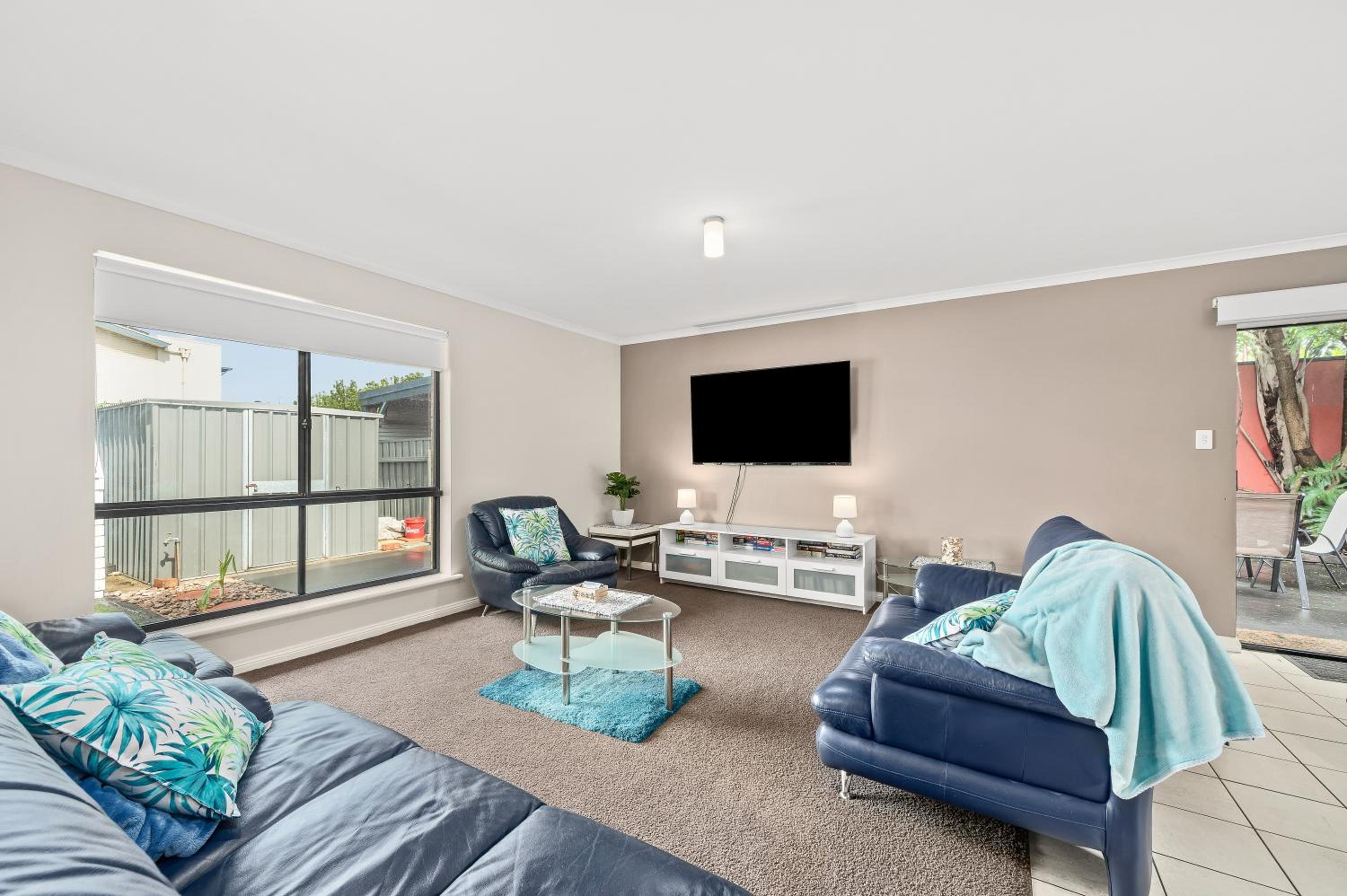Seacret Oasis - Alding Beach - C21 SouthCoast Holidays