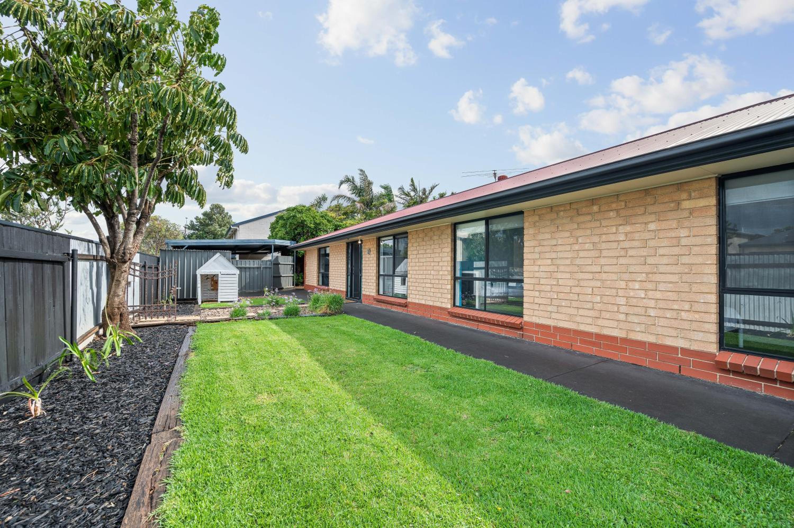 Seacret Oasis - Alding Beach - C21 SouthCoast Holidays