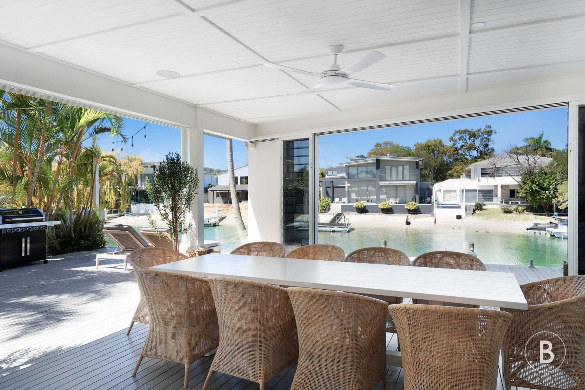 Lucy - Noosa - Noosaville