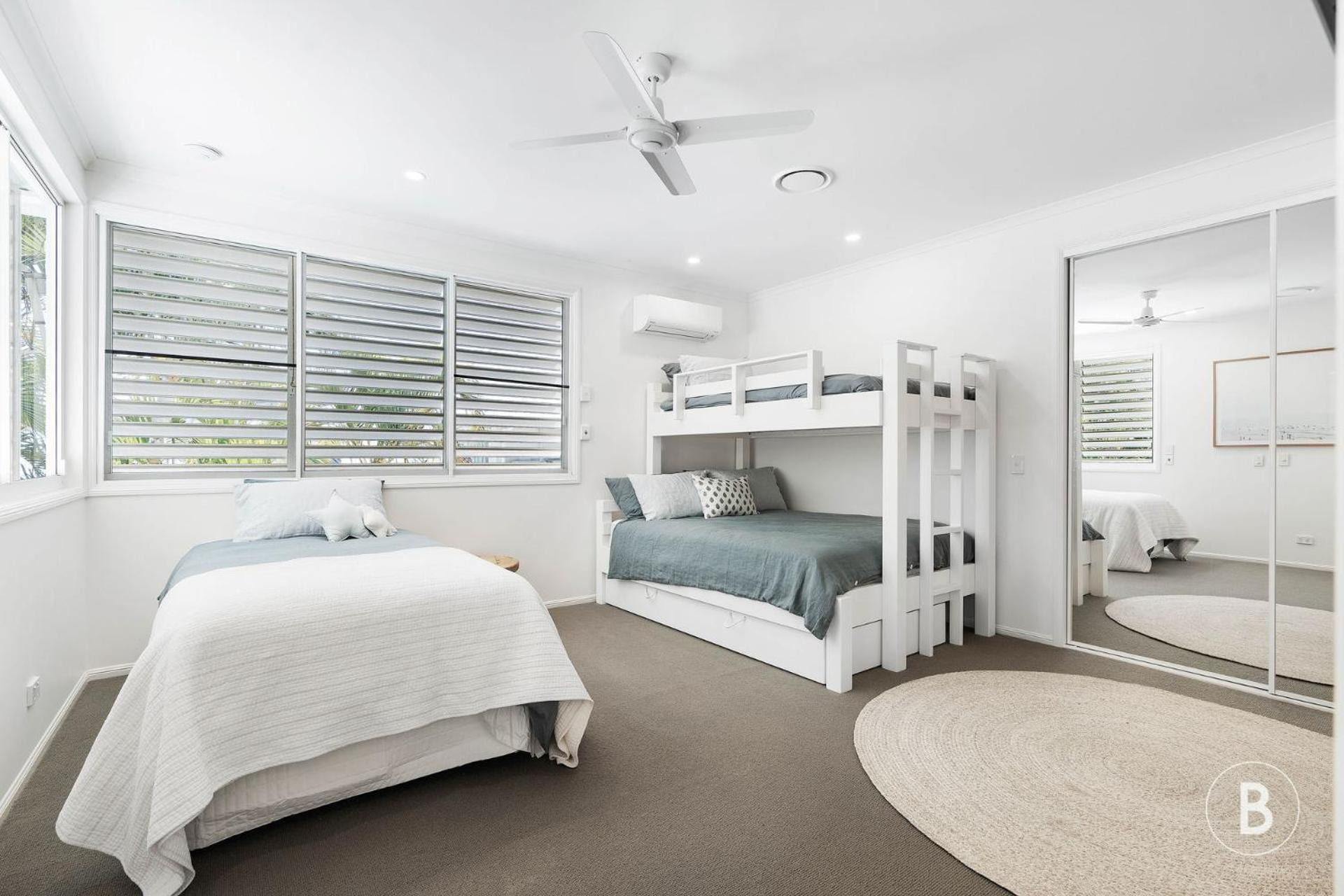 Lucy - Noosa - Noosaville