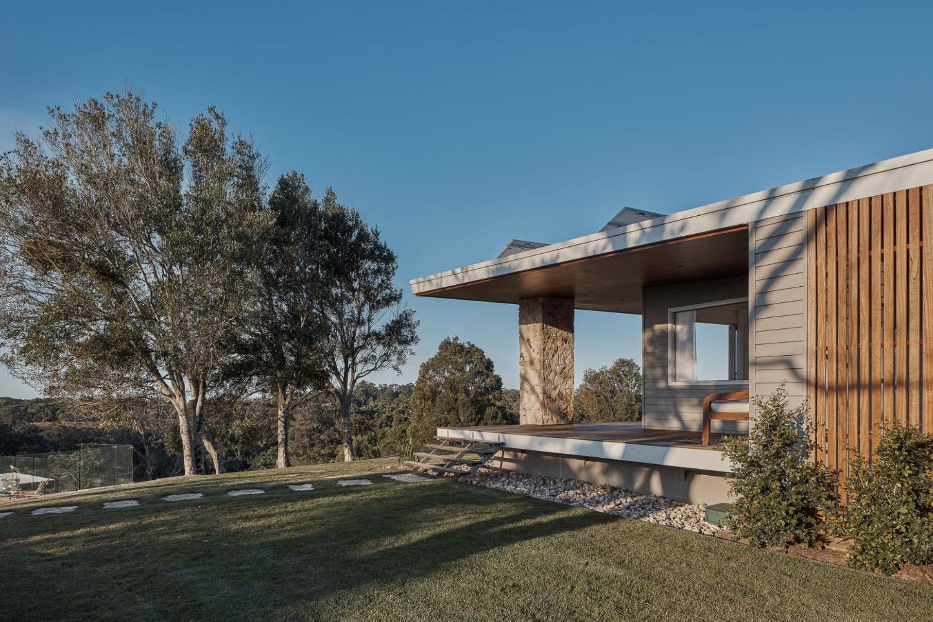Betty - Black Mountain House