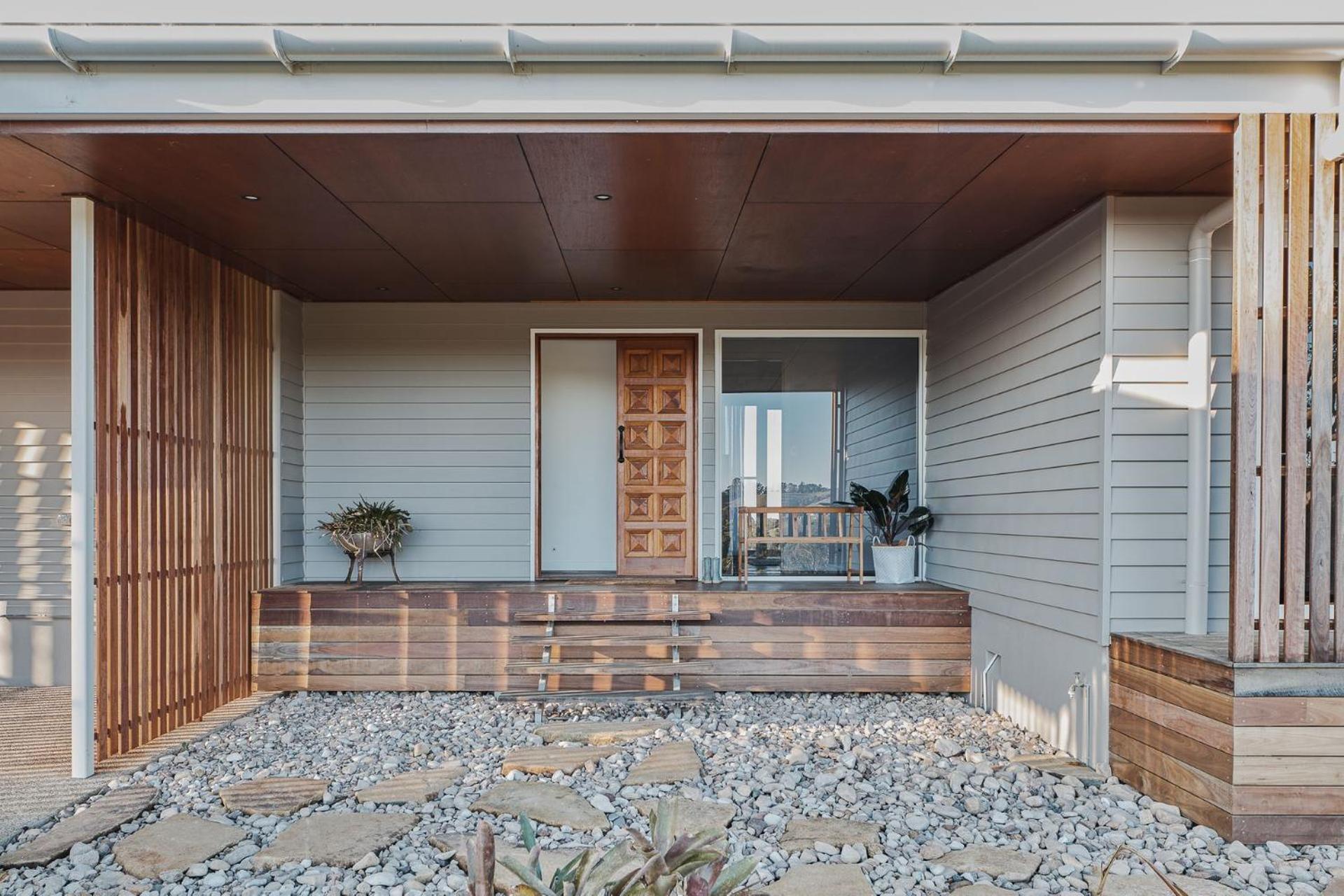 Betty - Black Mountain House