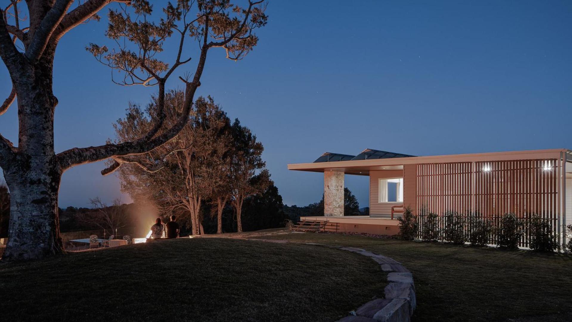 Betty - Black Mountain House