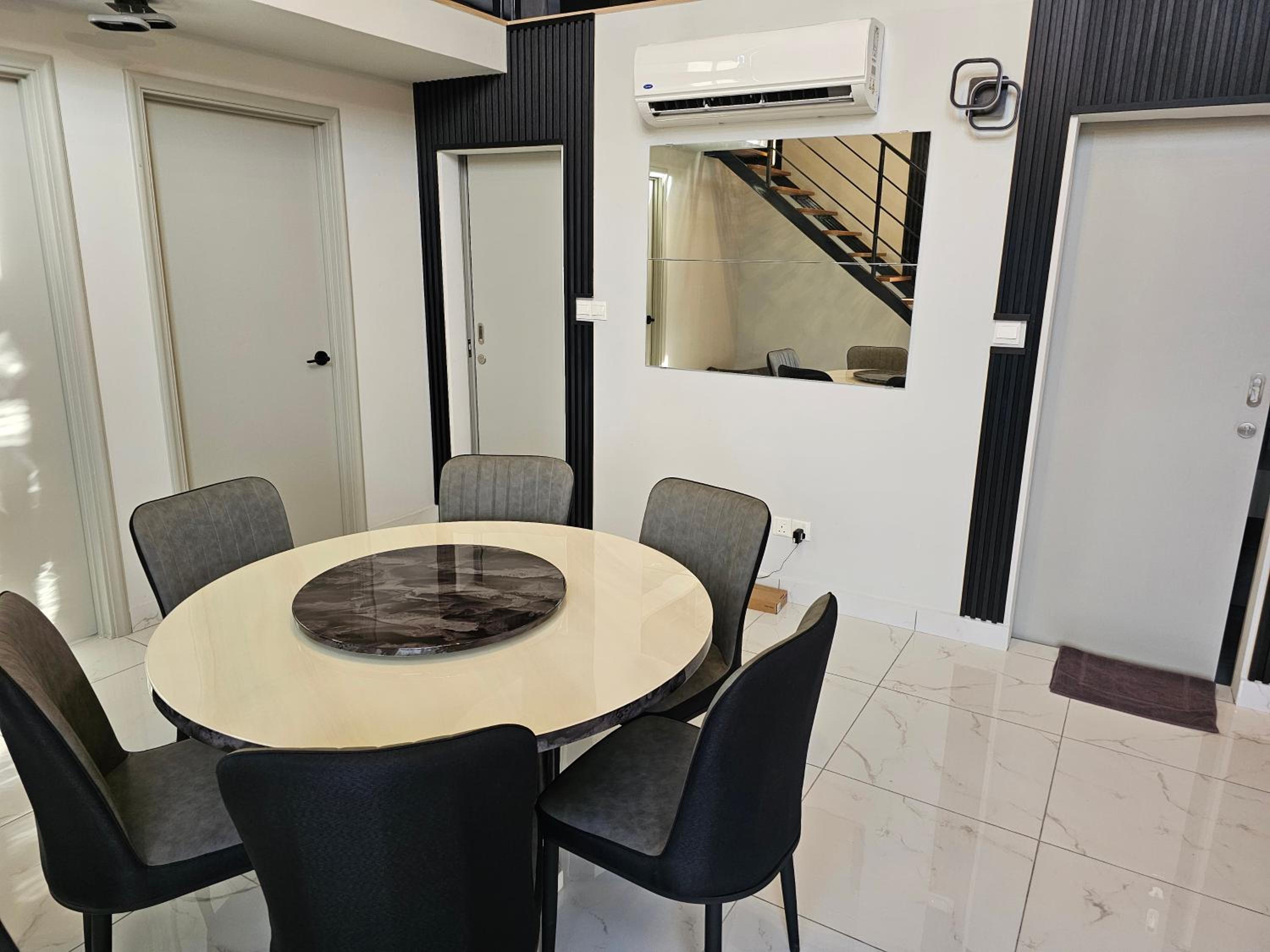 Arte Cheras The Premium Suites by iLuxHome