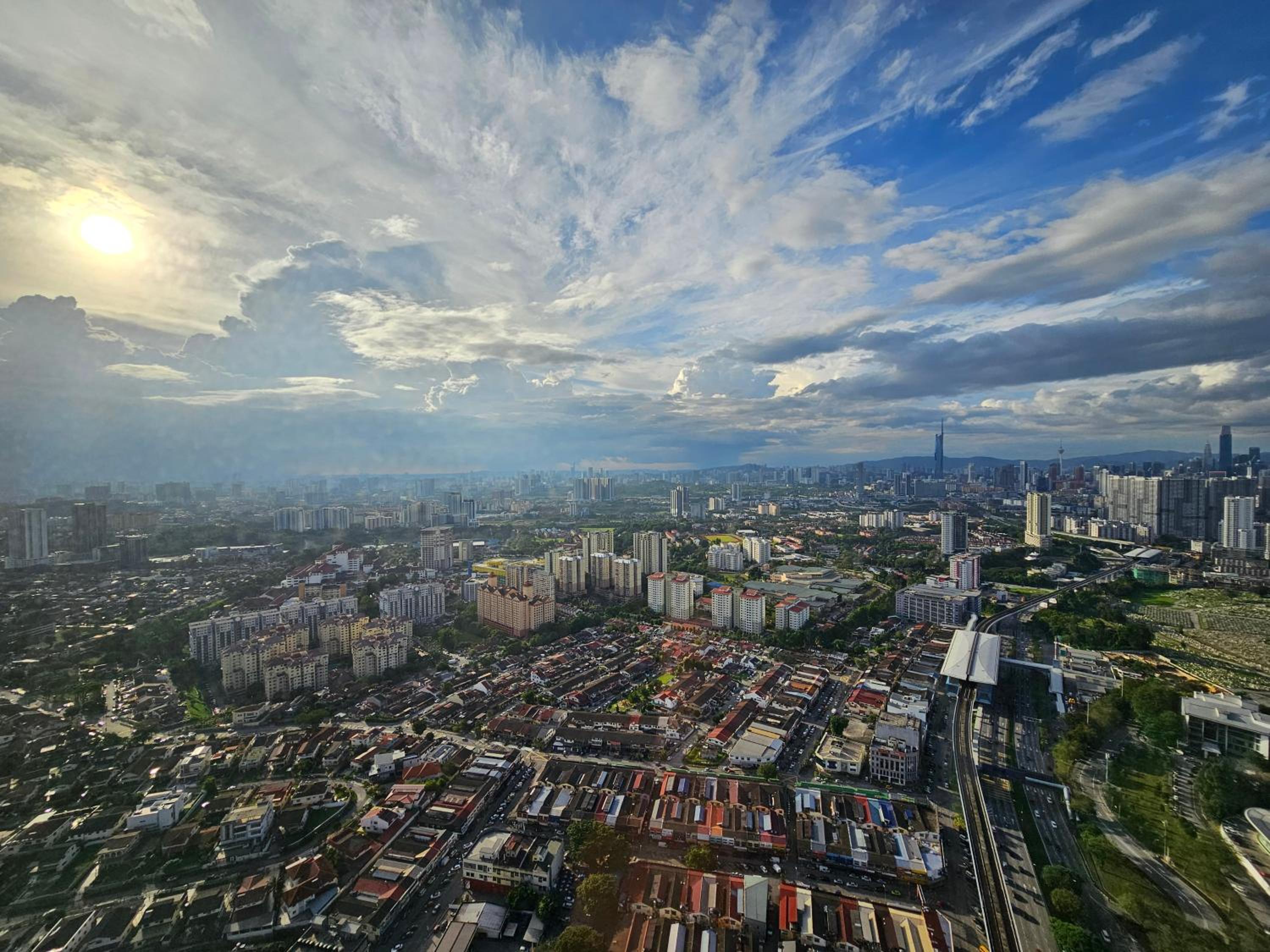 Arte Cheras The Premium Suites by iLuxHome