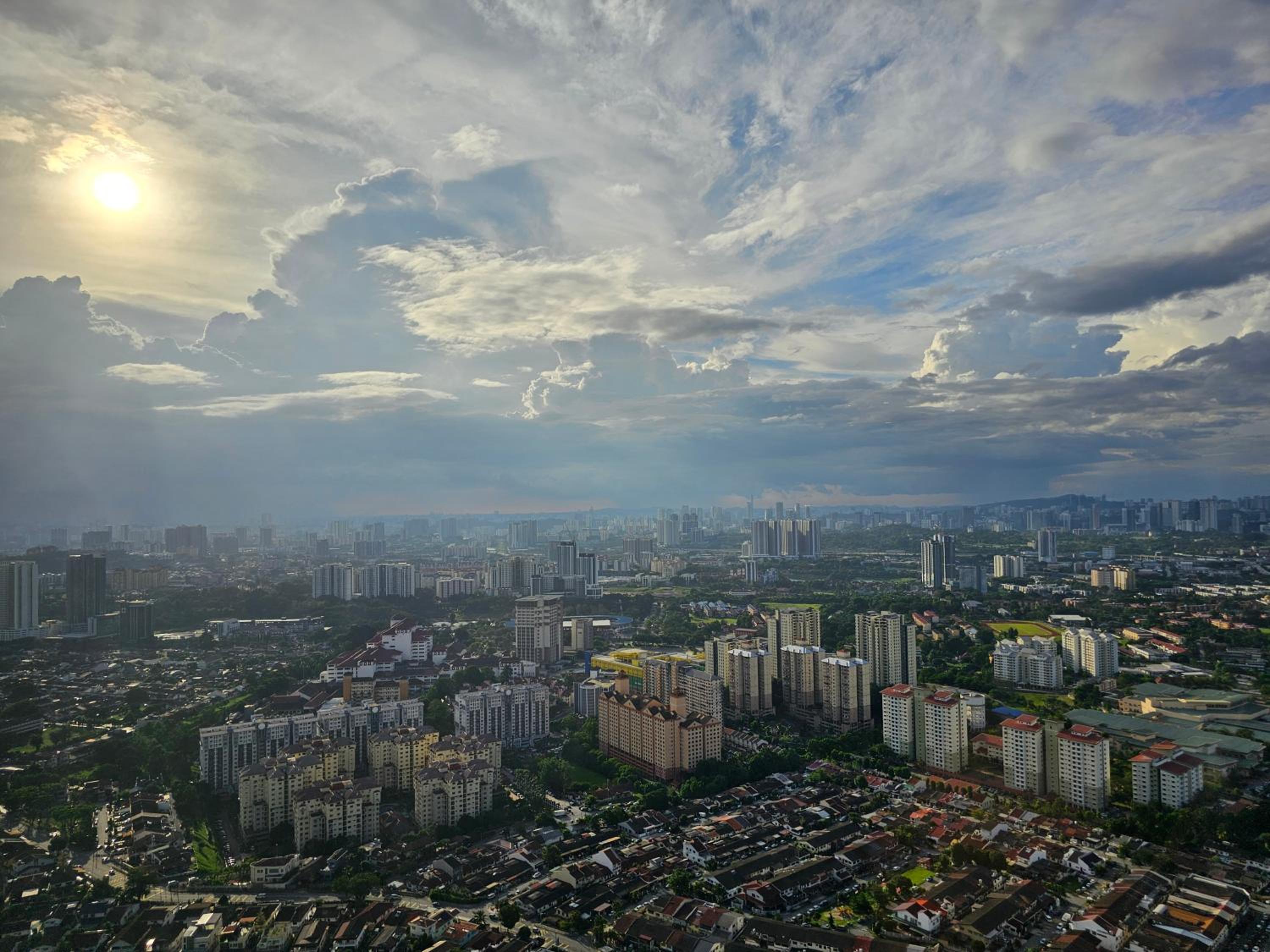 Arte Cheras The Premium Suites by iLuxHome