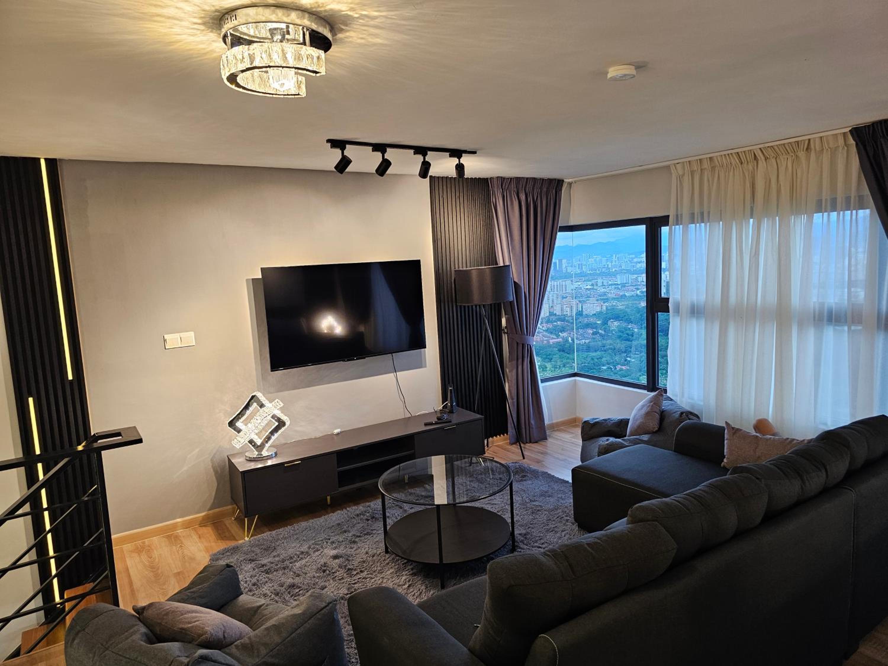 Arte Cheras The Premium Suites by iLuxHome